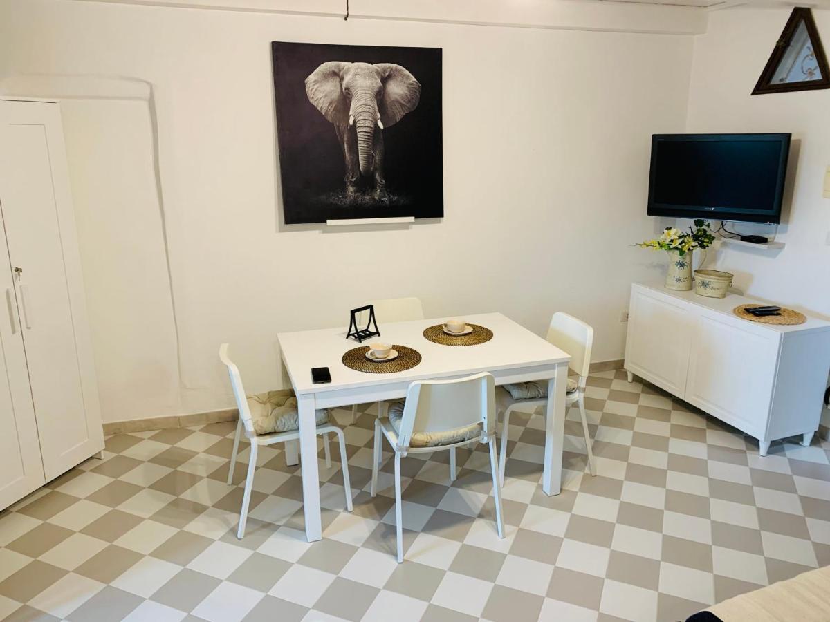 Wonderful Apartment In Old Alghero Kültér fotó